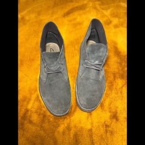 Clarks • Suede Boot